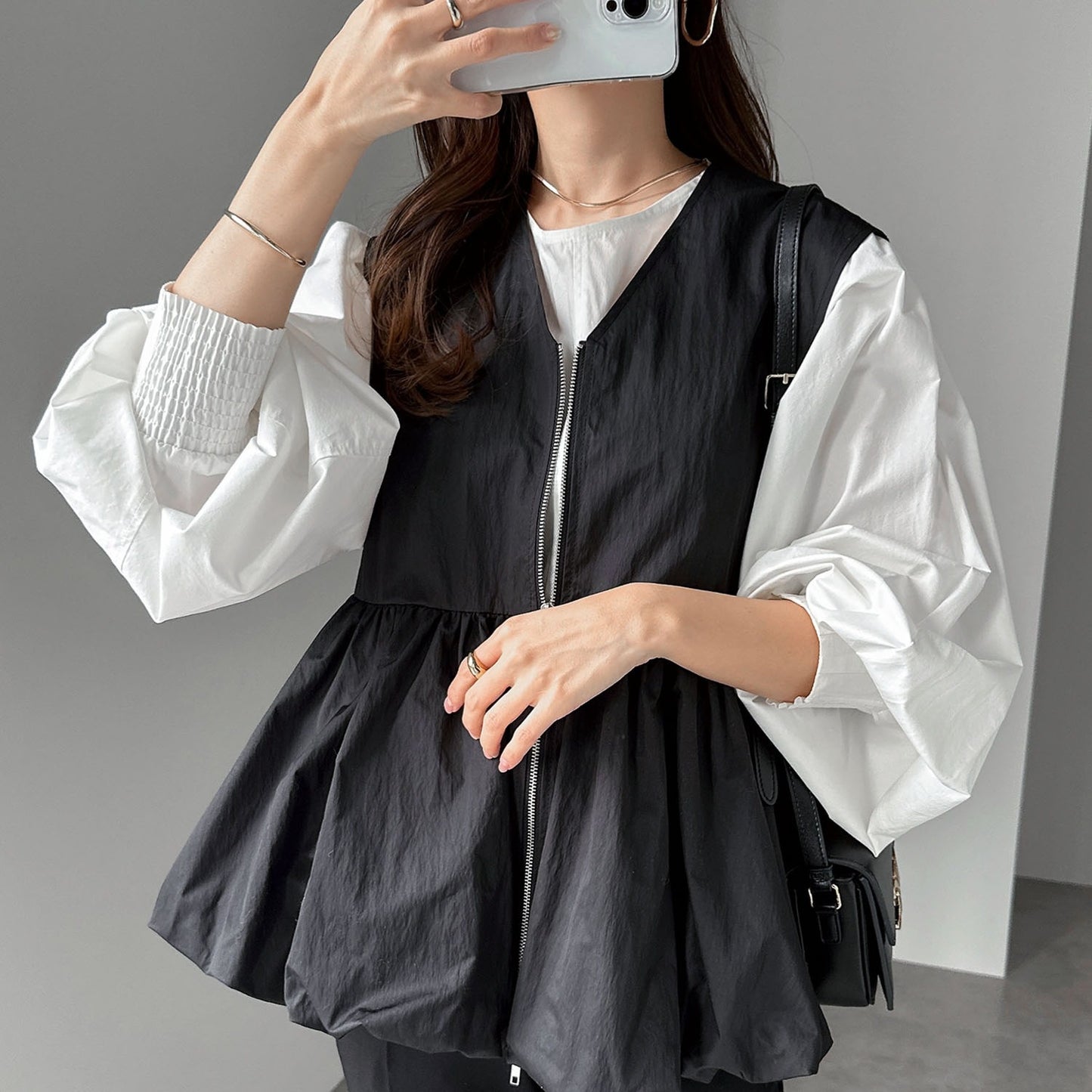 ノースリーブ ベスト レディース ラウンドネック トップス ジッパー デザイン フリル