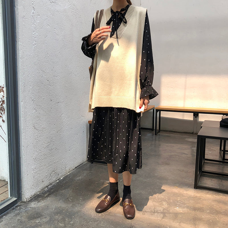 Vネック ベスト ノースリーブ レディース ニットベスト スリット入り ゆったり