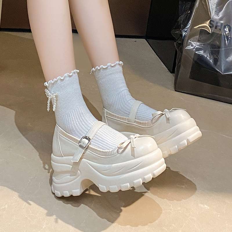 厚底 レディース ローファー シルバー リボン パンプス 8cm ヒール インヒール シューズ