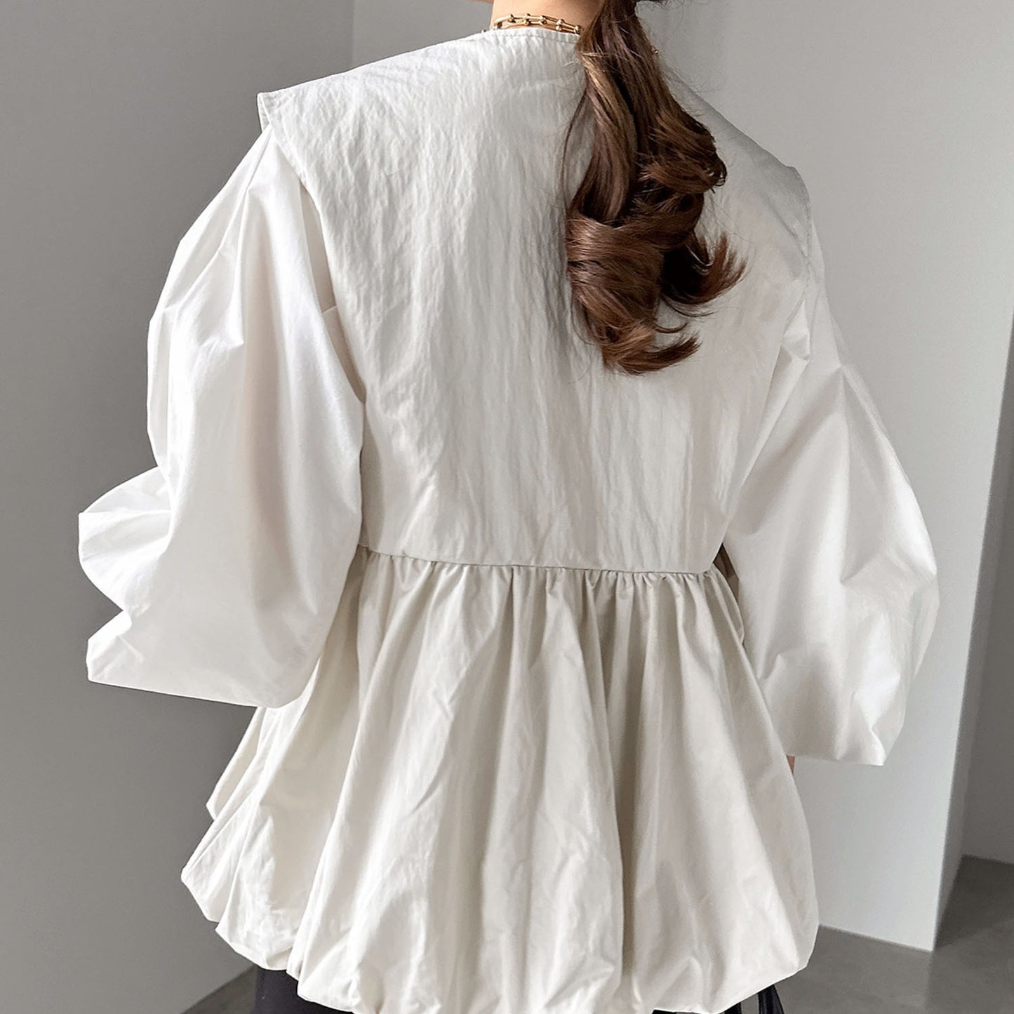 ノースリーブ ベスト レディース ラウンドネック トップス ジッパー デザイン フリル